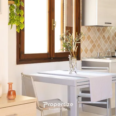 Aura By Propertize - Centro